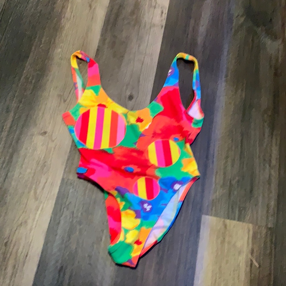 Keiko New York custom swimsuit/bodysuit. Worn once - not in  water.‎ Retail 236